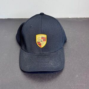 Unisex Porsche Flexfit Black Crest Cap, OSFM